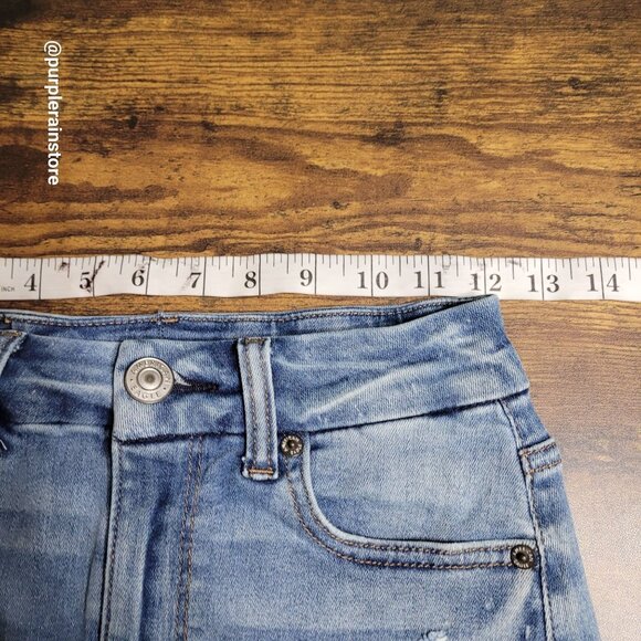 American Eagle Curvy Hi Rise Mini Skirt 00 Next Level Stretch Medium Light Wash - Picture 7 of 10